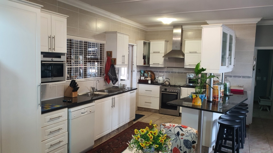 4 Bedroom Property for Sale in Palm Beach KwaZulu-Natal