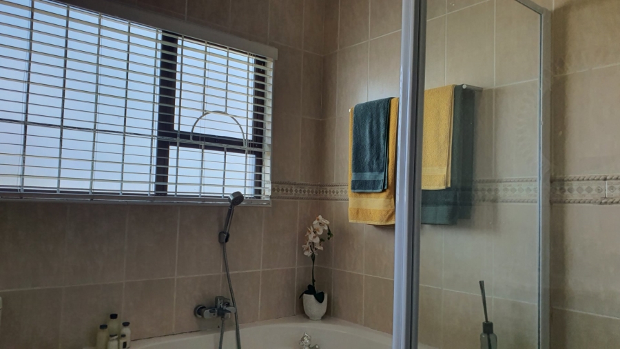 4 Bedroom Property for Sale in Palm Beach KwaZulu-Natal