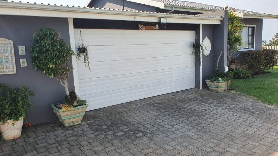 4 Bedroom Property for Sale in Palm Beach KwaZulu-Natal