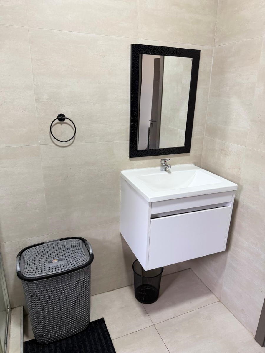 2 Bedroom Property for Sale in Trenance Manor KwaZulu-Natal