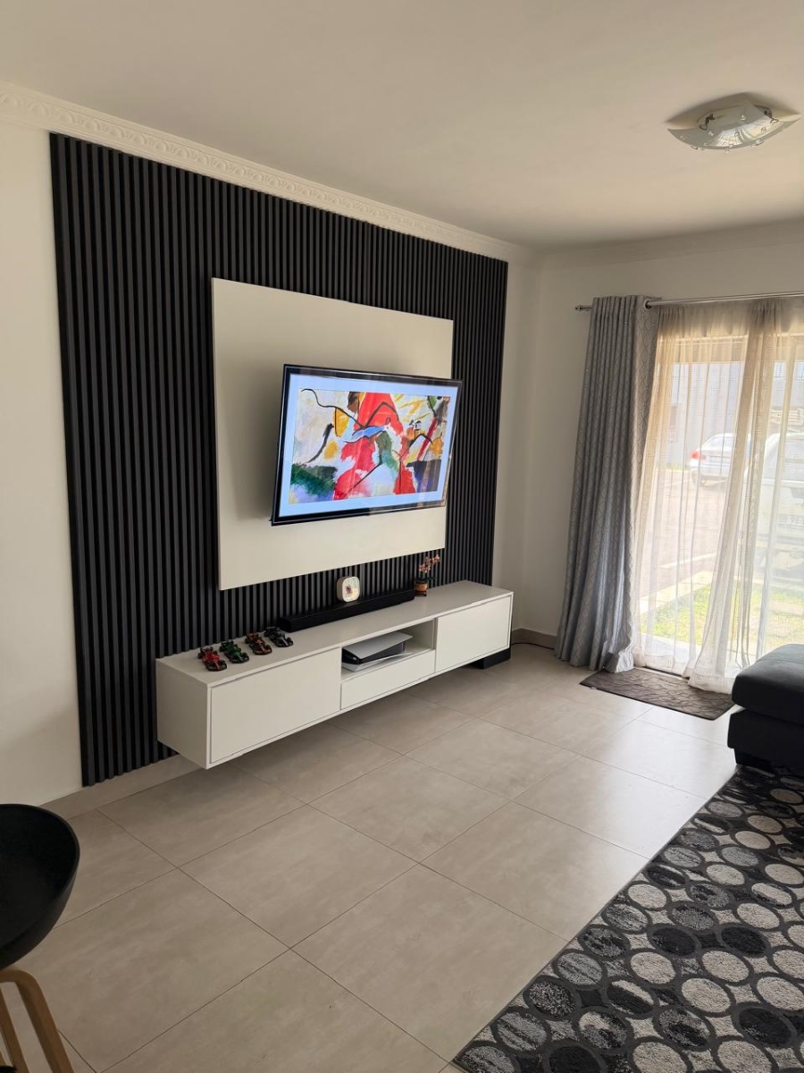 2 Bedroom Property for Sale in Trenance Manor KwaZulu-Natal