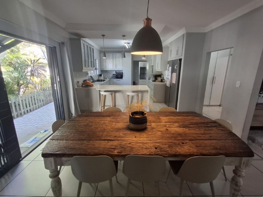 4 Bedroom Property for Sale in St Michaels On Sea KwaZulu-Natal