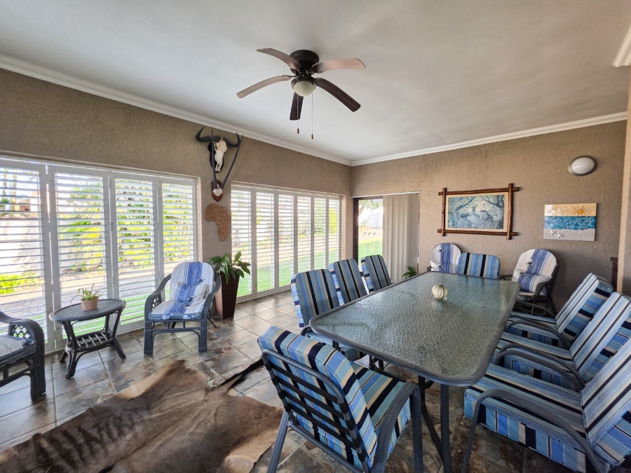 3 Bedroom Property for Sale in Uvongo KwaZulu-Natal