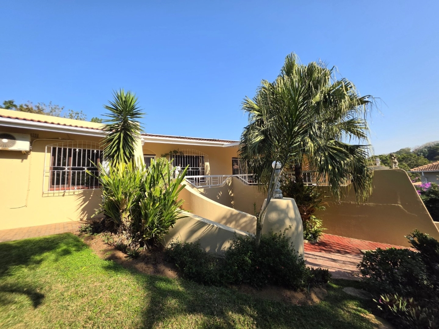 3 Bedroom Property for Sale in St Michaels On Sea KwaZulu-Natal