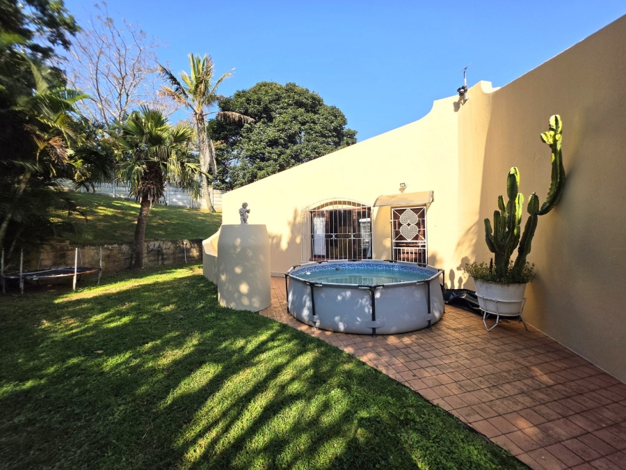 3 Bedroom Property for Sale in St Michaels On Sea KwaZulu-Natal