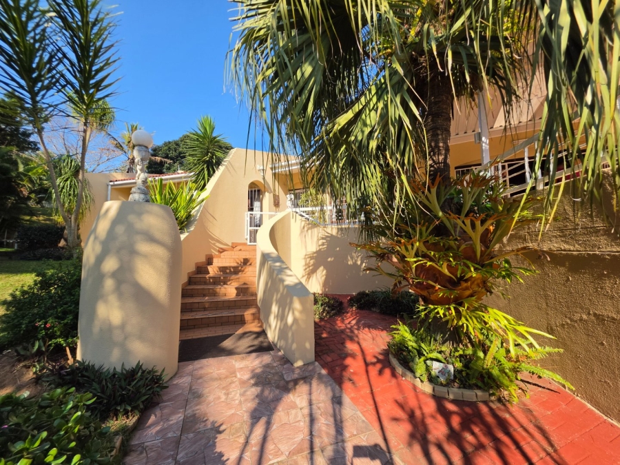 3 Bedroom Property for Sale in St Michaels On Sea KwaZulu-Natal