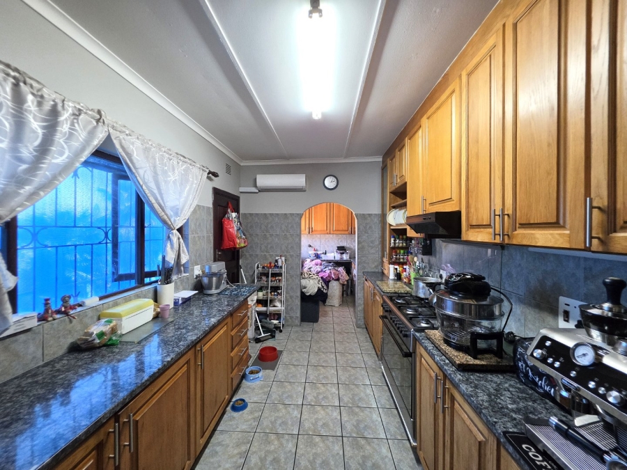 3 Bedroom Property for Sale in St Michaels On Sea KwaZulu-Natal