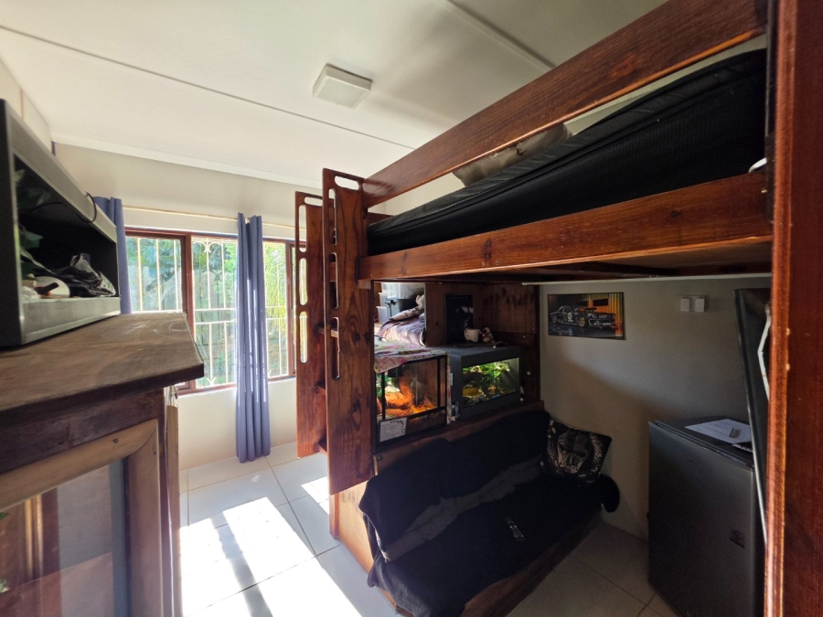 3 Bedroom Property for Sale in St Michaels On Sea KwaZulu-Natal