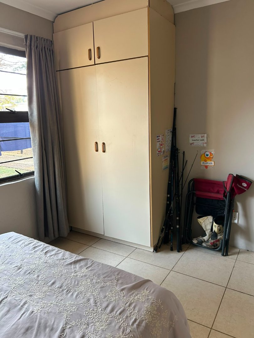 To Let 2 Bedroom Property for Rent in Crestholme KwaZulu-Natal
