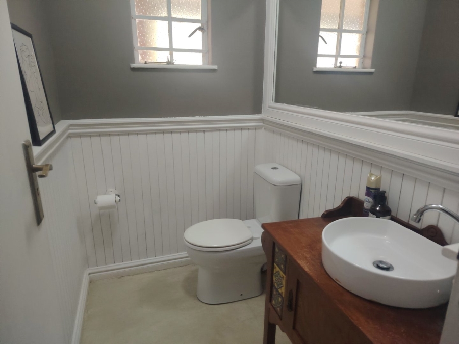 To Let 4 Bedroom Property for Rent in Gillitts KwaZulu-Natal