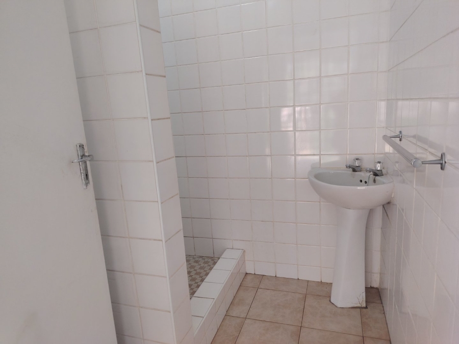 To Let 4 Bedroom Property for Rent in Gillitts KwaZulu-Natal