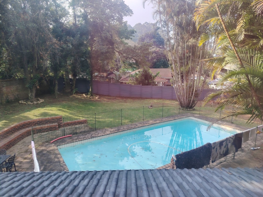 To Let 4 Bedroom Property for Rent in Gillitts KwaZulu-Natal