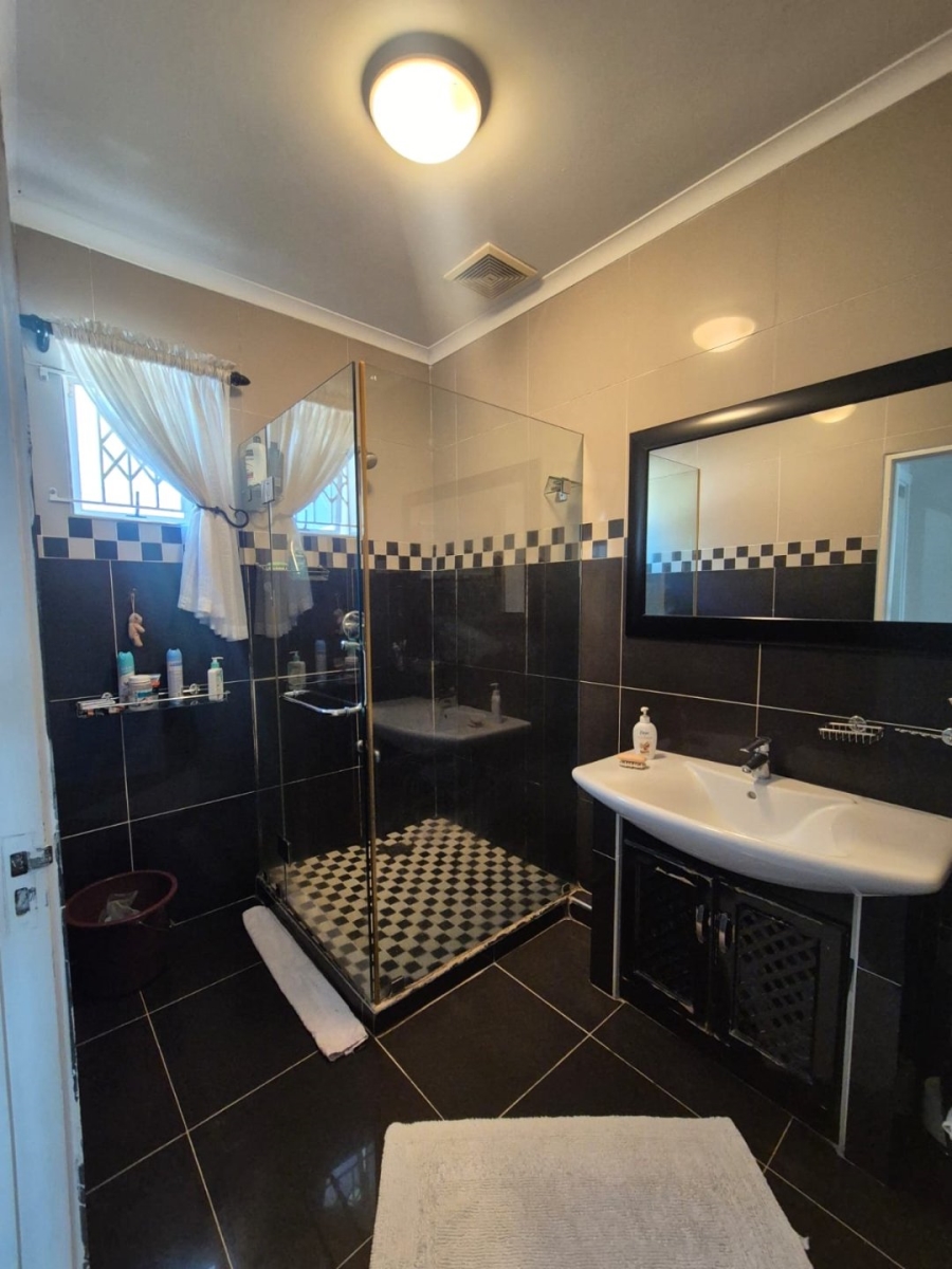 7 Bedroom Property for Sale in Moorton KwaZulu-Natal