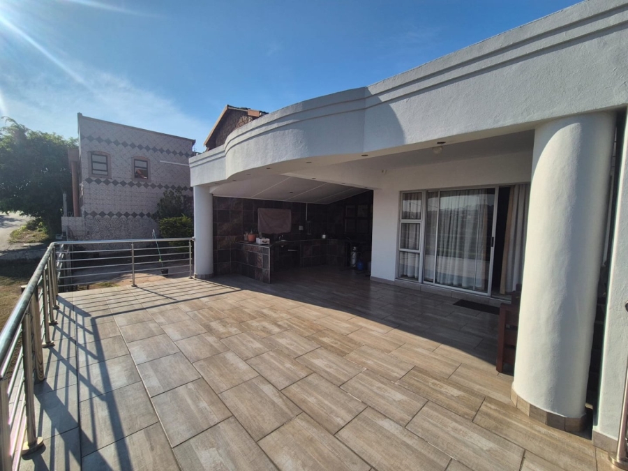 7 Bedroom Property for Sale in Moorton KwaZulu-Natal