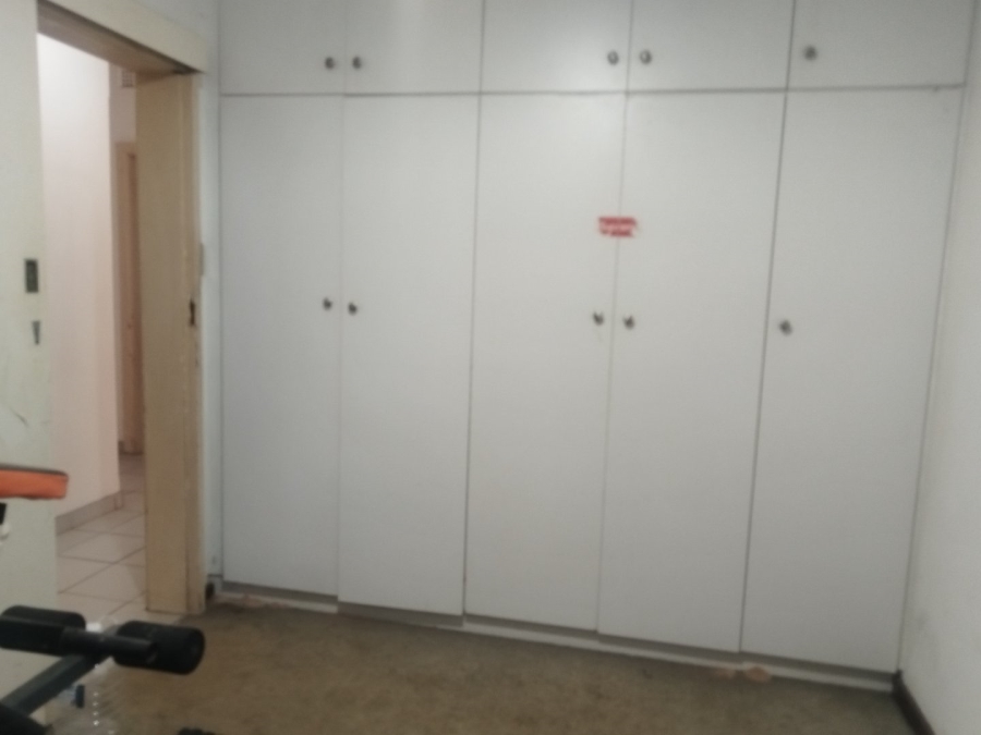  Bedroom Property for Sale in Glenwood KwaZulu-Natal