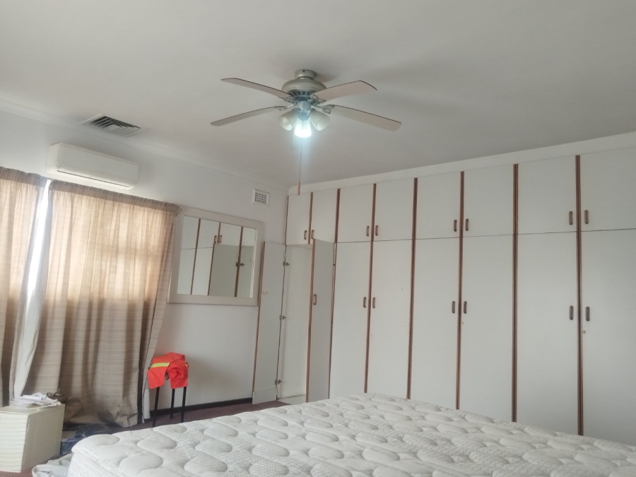  Bedroom Property for Sale in Glenwood KwaZulu-Natal
