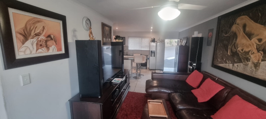 2 Bedroom Property for Sale in Sea Park KwaZulu-Natal