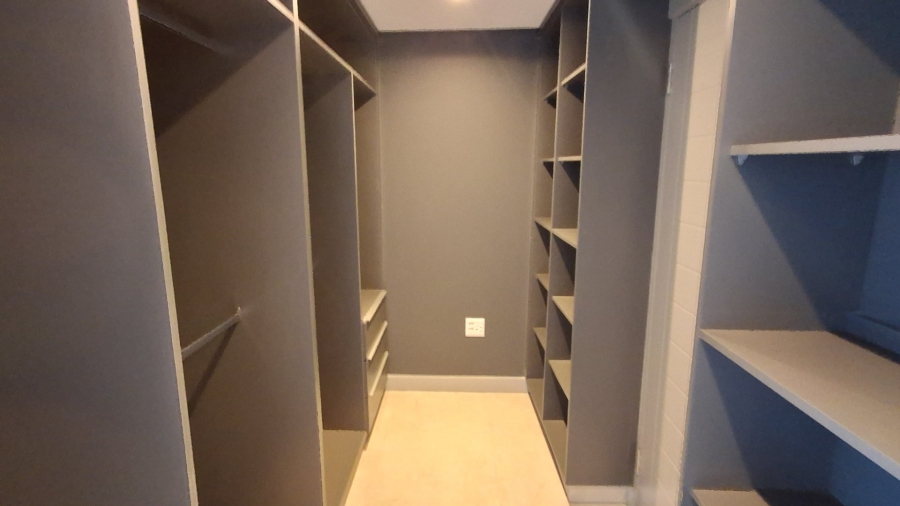 To Let 3 Bedroom Property for Rent in Umhlanga Ridgeside KwaZulu-Natal