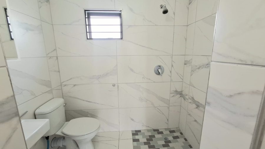 To Let 2 Bedroom Property for Rent in Everest Heights KwaZulu-Natal