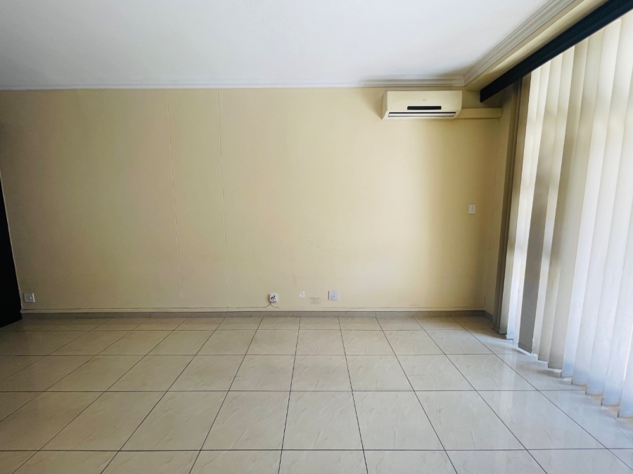 To Let 2 Bedroom Property for Rent in Umhlanga Ridgeside KwaZulu-Natal