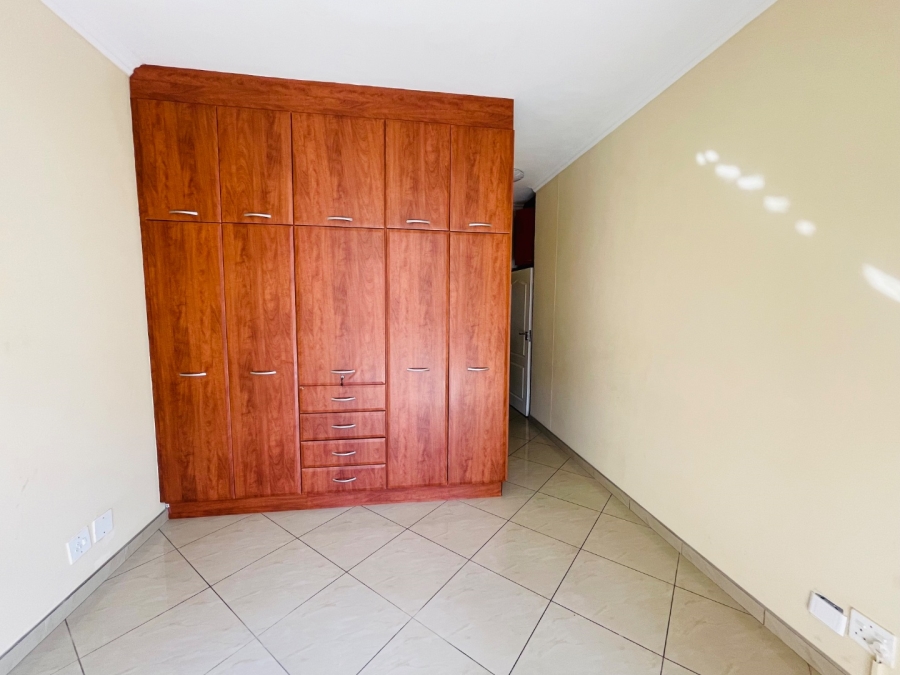 To Let 2 Bedroom Property for Rent in Umhlanga Ridgeside KwaZulu-Natal