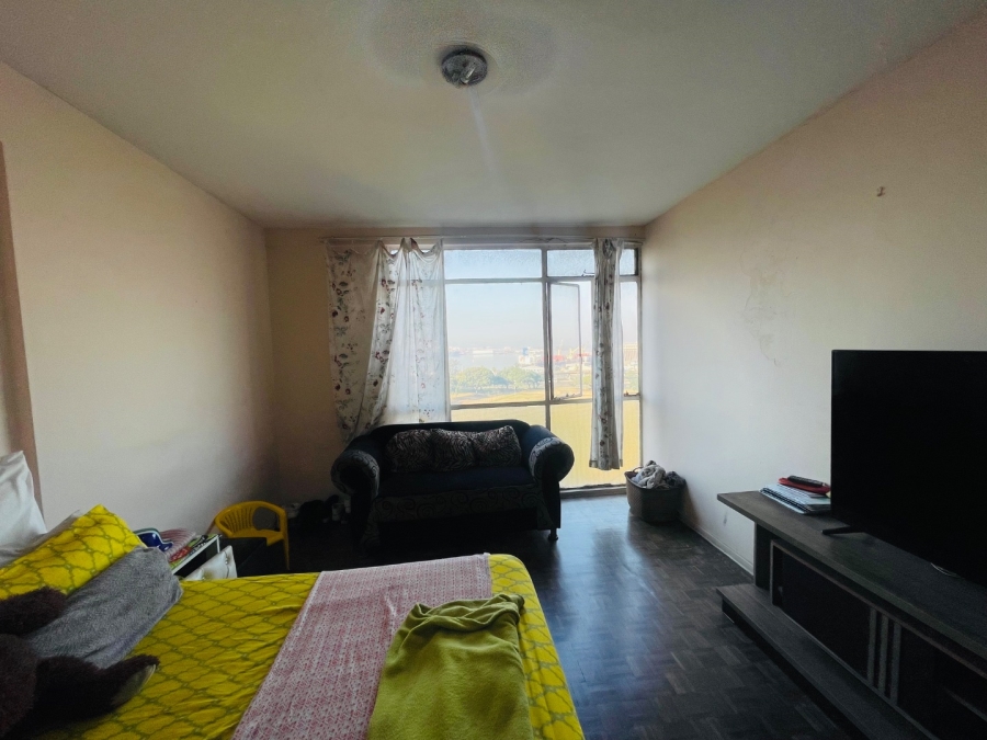 2 Bedroom Property for Sale in Durban Central KwaZulu-Natal
