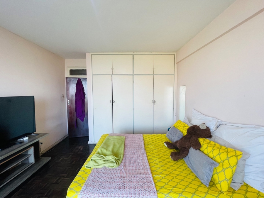 2 Bedroom Property for Sale in Durban Central KwaZulu-Natal