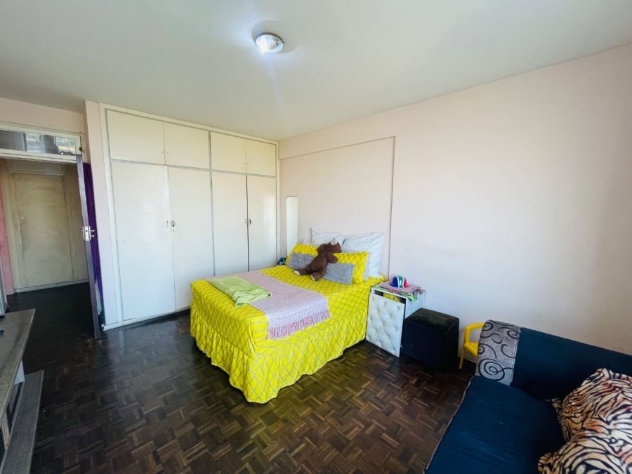 2 Bedroom Property for Sale in Durban Central KwaZulu-Natal