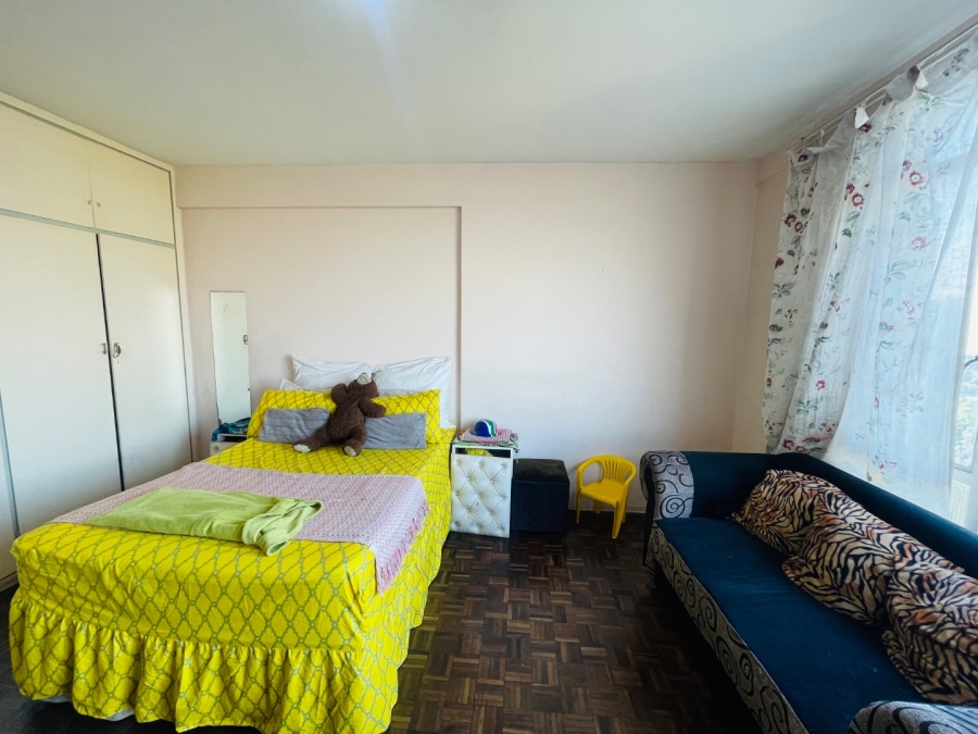 2 Bedroom Property for Sale in Durban Central KwaZulu-Natal