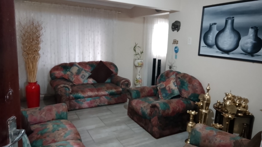  Bedroom Property for Sale in Tongaat KwaZulu-Natal