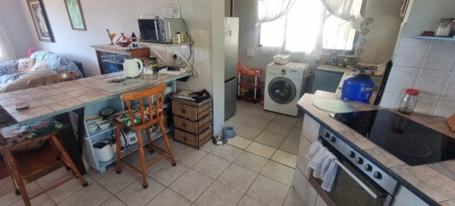 To Let 3 Bedroom Property for Rent in Hibberdene KwaZulu-Natal