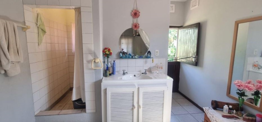 To Let 3 Bedroom Property for Rent in Hibberdene KwaZulu-Natal