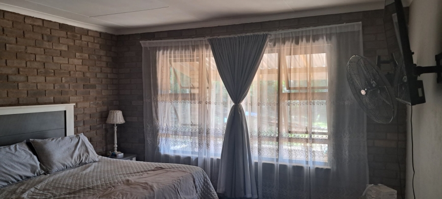 3 Bedroom Property for Sale in Palm Beach KwaZulu-Natal