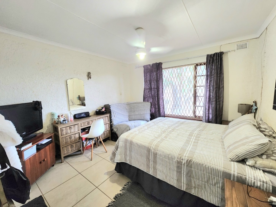 2 Bedroom Property for Sale in Amanzimtoti KwaZulu-Natal