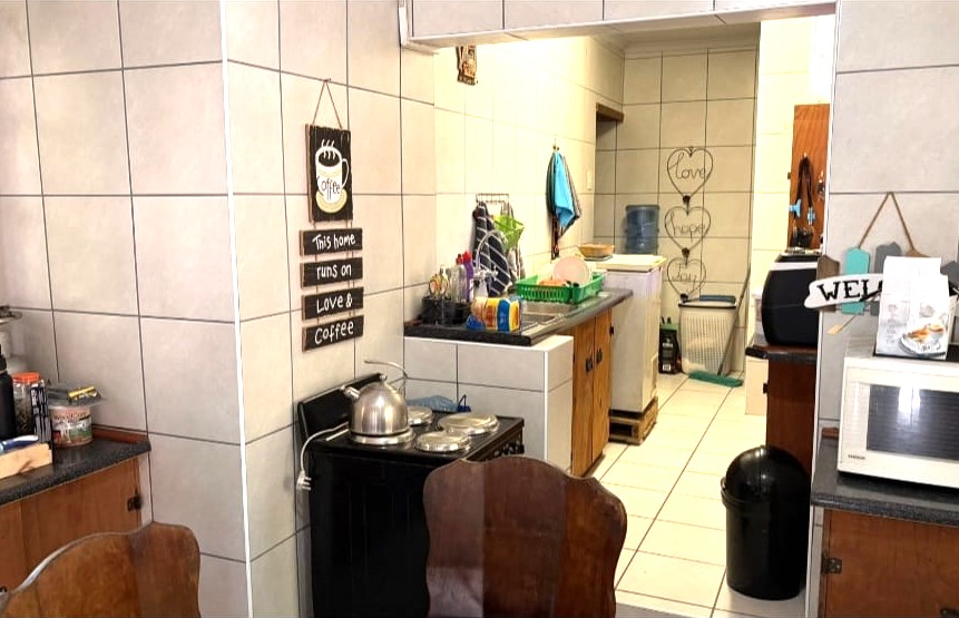 To Let 3 Bedroom Property for Rent in Hibberdene KwaZulu-Natal