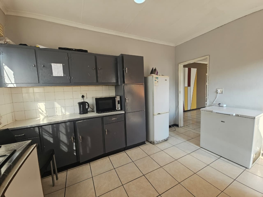 7 Bedroom Property for Sale in Amajuba Park KwaZulu-Natal