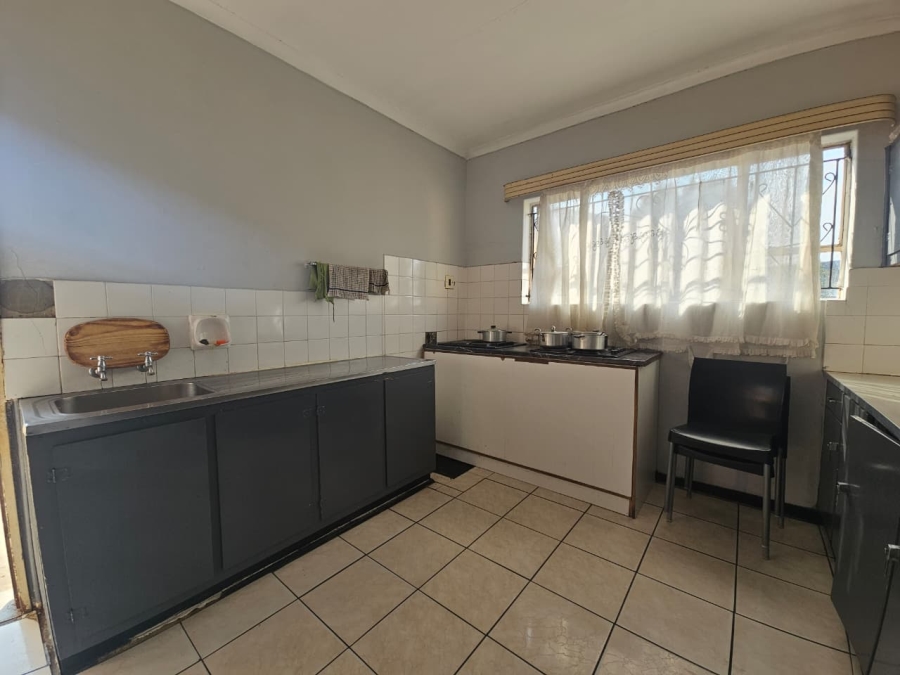 7 Bedroom Property for Sale in Amajuba Park KwaZulu-Natal