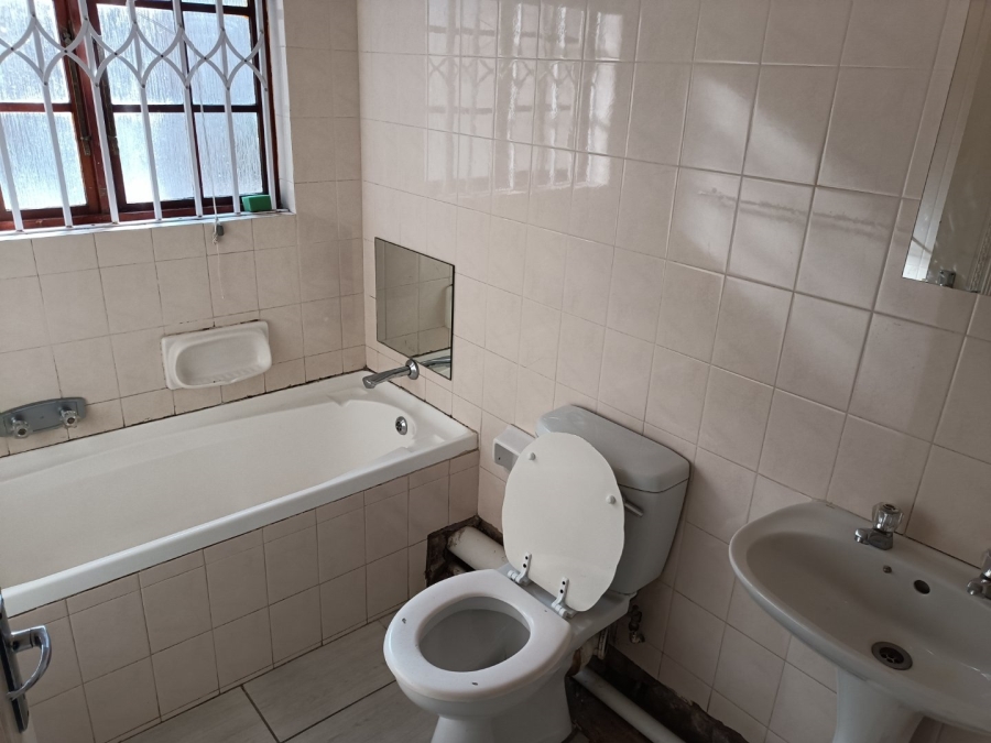 3 Bedroom Property for Sale in Scottsville KwaZulu-Natal