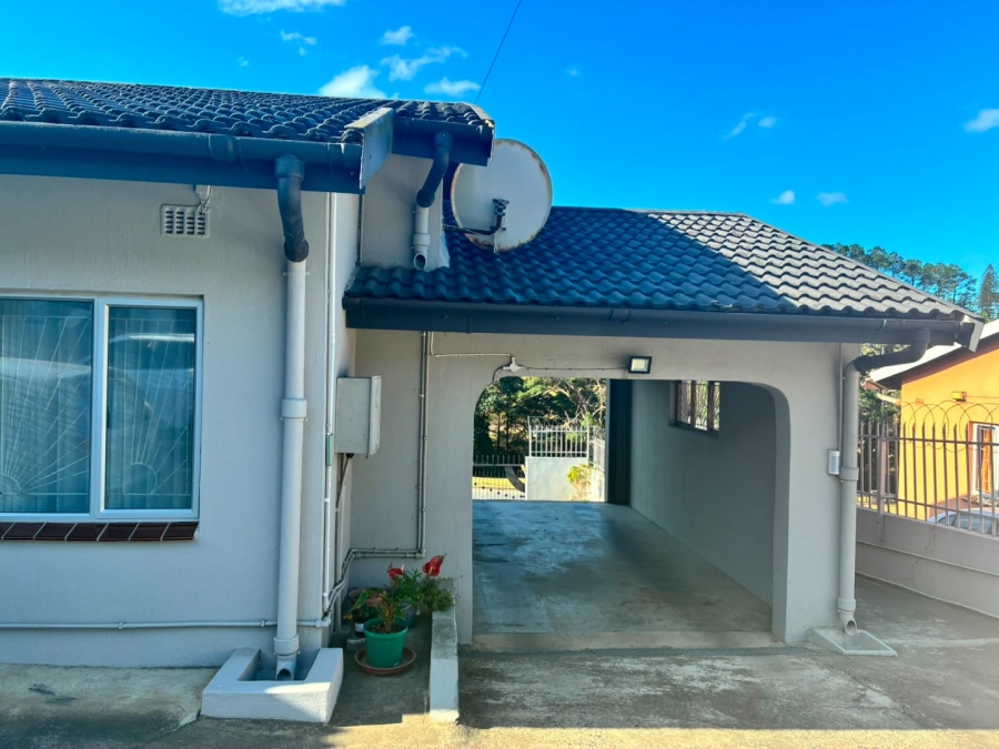 8 Bedroom Property for Sale in Stanger Manor KwaZulu-Natal