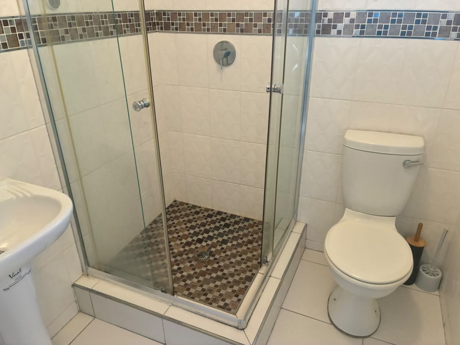 8 Bedroom Property for Sale in Stanger Manor KwaZulu-Natal