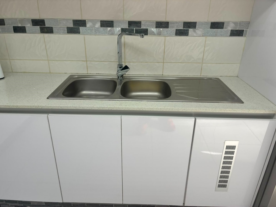 8 Bedroom Property for Sale in Stanger Manor KwaZulu-Natal