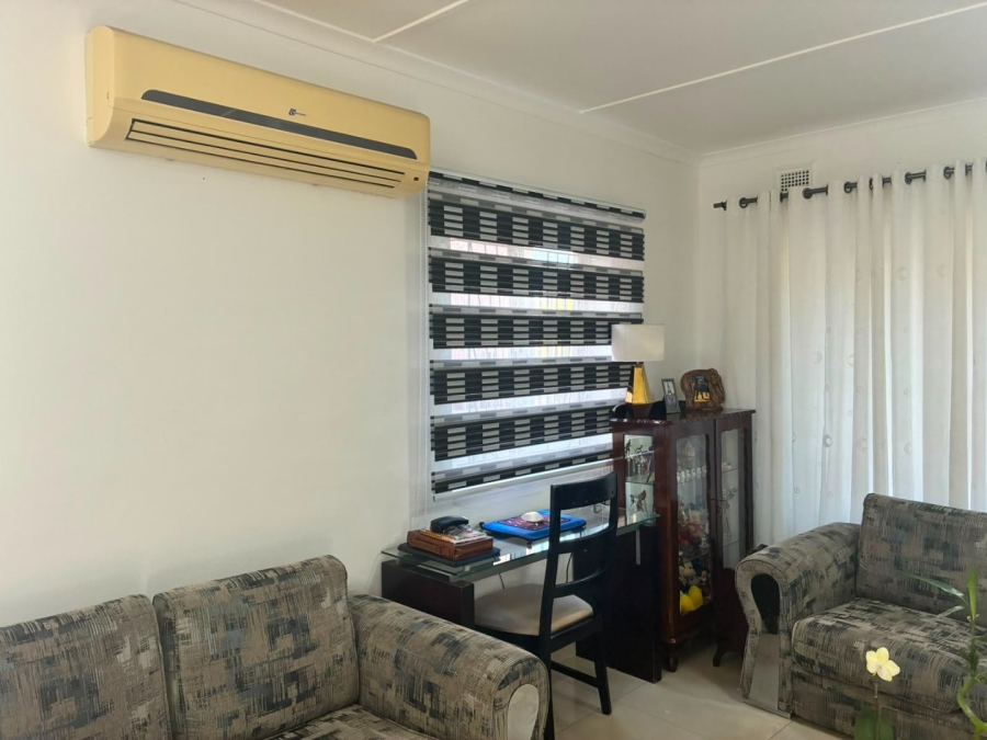 8 Bedroom Property for Sale in Stanger Manor KwaZulu-Natal