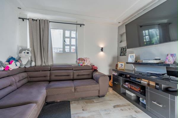 3 Bedroom Property for Sale in Queensburgh KwaZulu-Natal