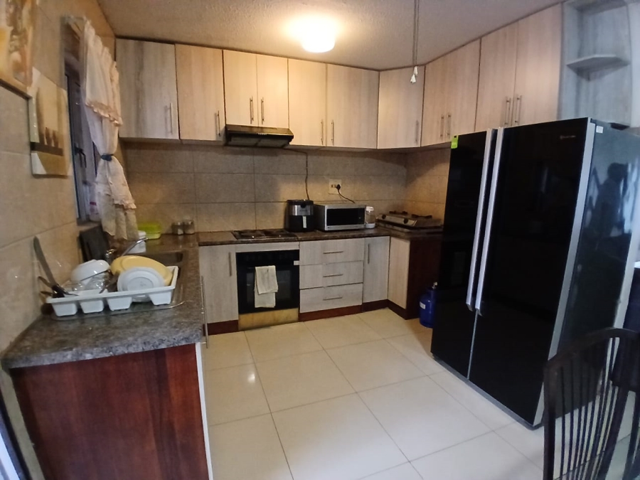 2 Bedroom Property for Sale in Pinetown KwaZulu-Natal