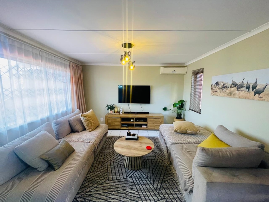 3 Bedroom Property for Sale in Carrington Heights KwaZulu-Natal