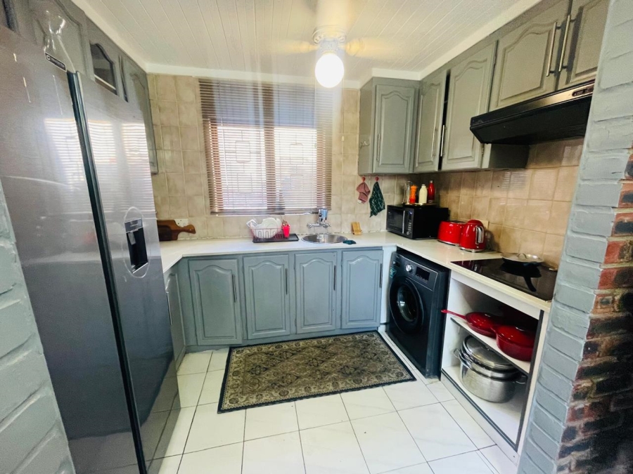3 Bedroom Property for Sale in Carrington Heights KwaZulu-Natal