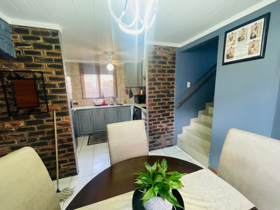 3 Bedroom Property for Sale in Carrington Heights KwaZulu-Natal