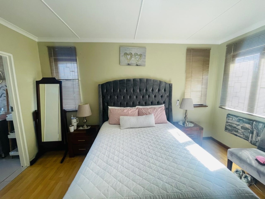 3 Bedroom Property for Sale in Carrington Heights KwaZulu-Natal