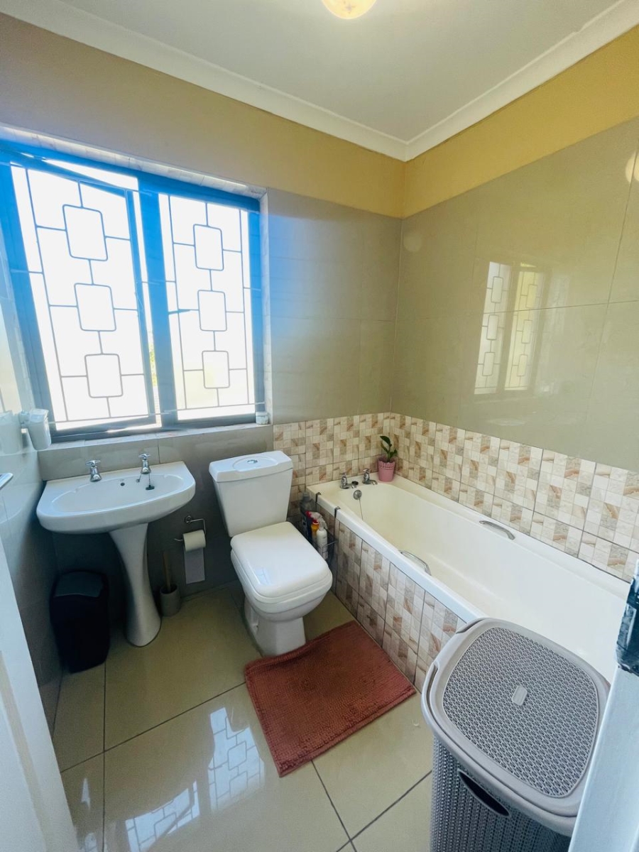 3 Bedroom Property for Sale in Carrington Heights KwaZulu-Natal