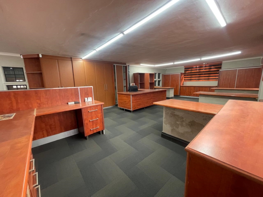 To Let Commercial Property for Rent in Camperdown KwaZulu-Natal